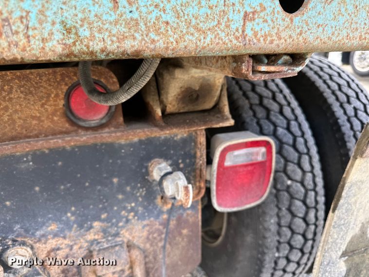 image for item LR9309 2006 Mack  CV713 Granite  dump truck