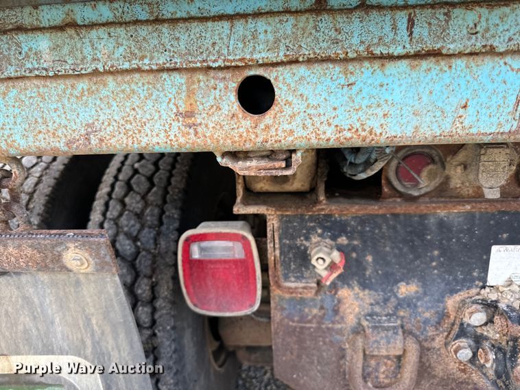 image for item LR9309 2006 Mack  CV713 Granite  dump truck