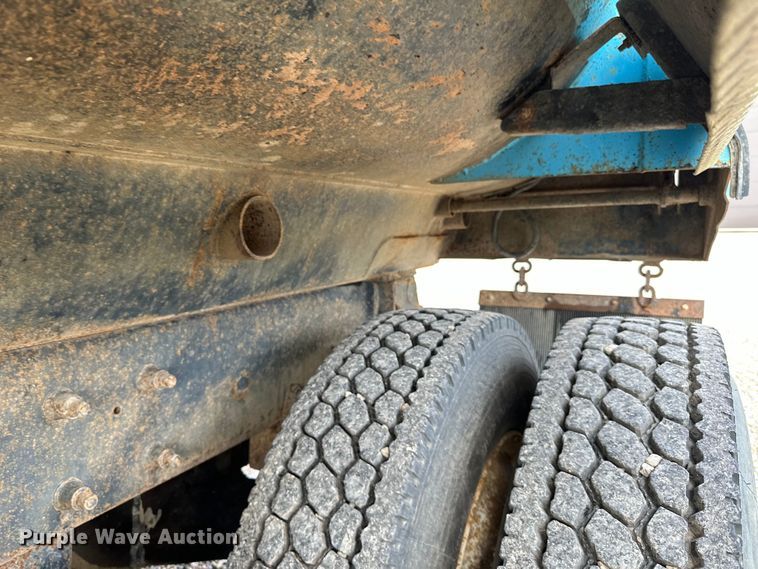 image for item LR9309 2006 Mack  CV713 Granite  dump truck