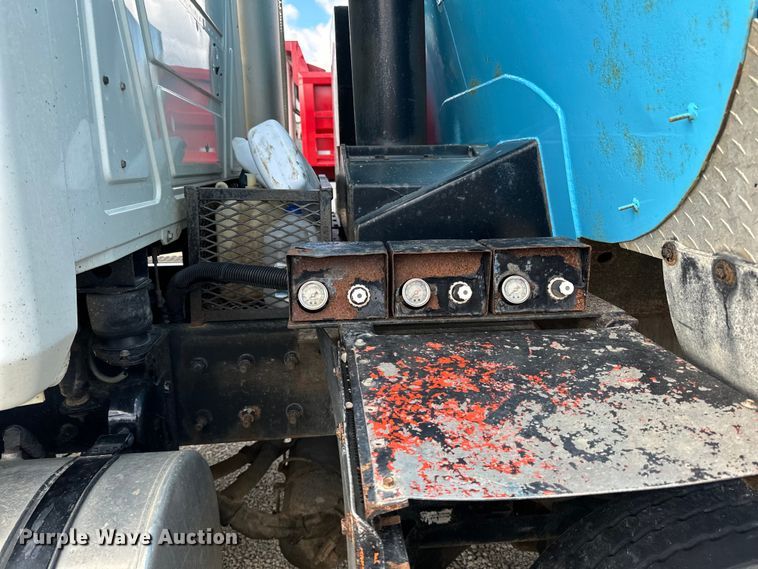 image for item LR9309 2006 Mack  CV713 Granite  dump truck