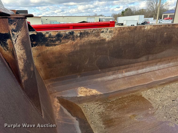 image for item LR9309 2006 Mack  CV713 Granite  dump truck