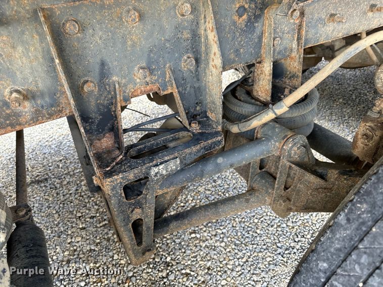 image for item LR9309 2006 Mack  CV713 Granite  dump truck