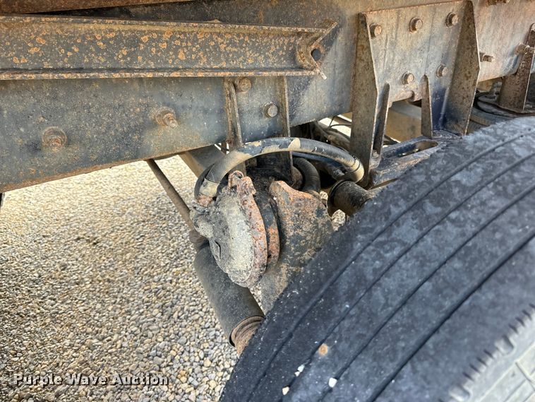 image for item LR9309 2006 Mack  CV713 Granite  dump truck