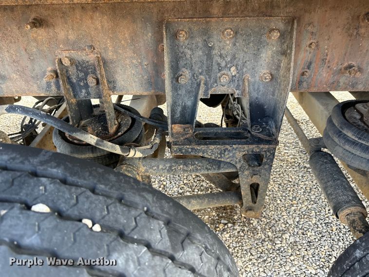 image for item LR9309 2006 Mack  CV713 Granite  dump truck