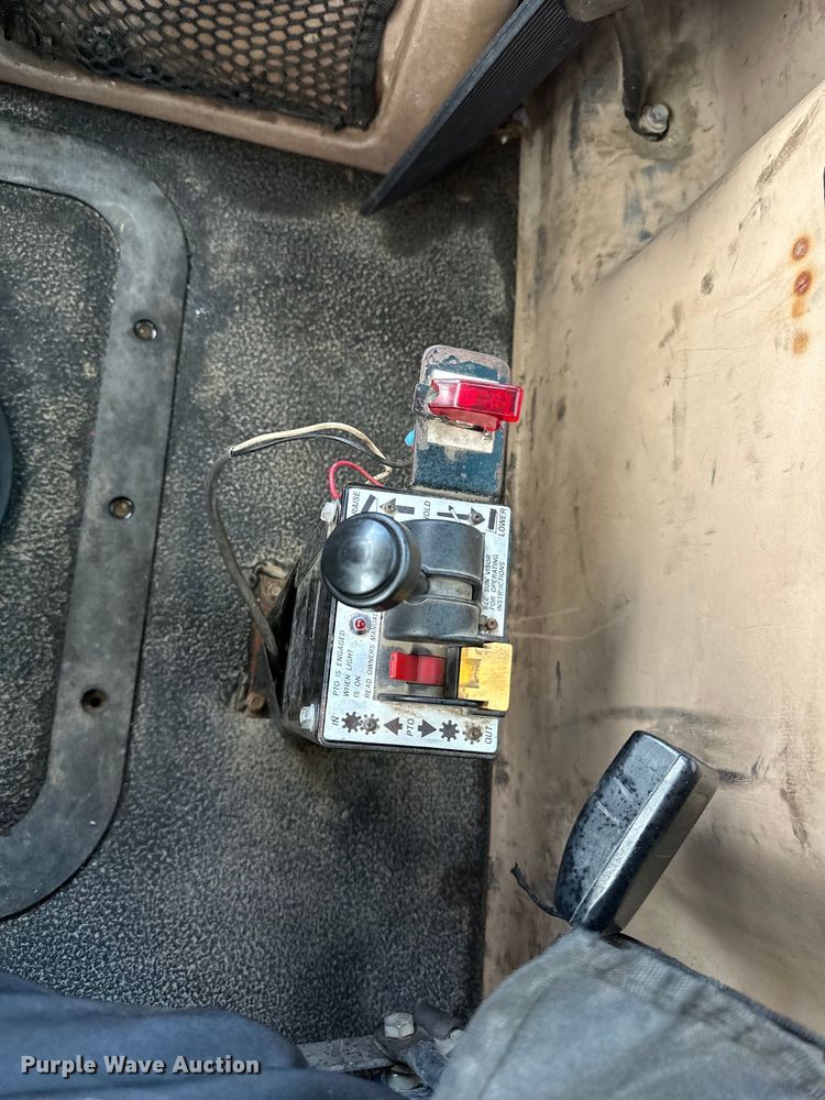 image for item LR9309 2006 Mack  CV713 Granite  dump truck