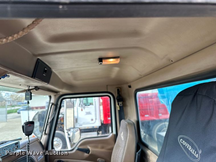 image for item LR9309 2006 Mack  CV713 Granite  dump truck