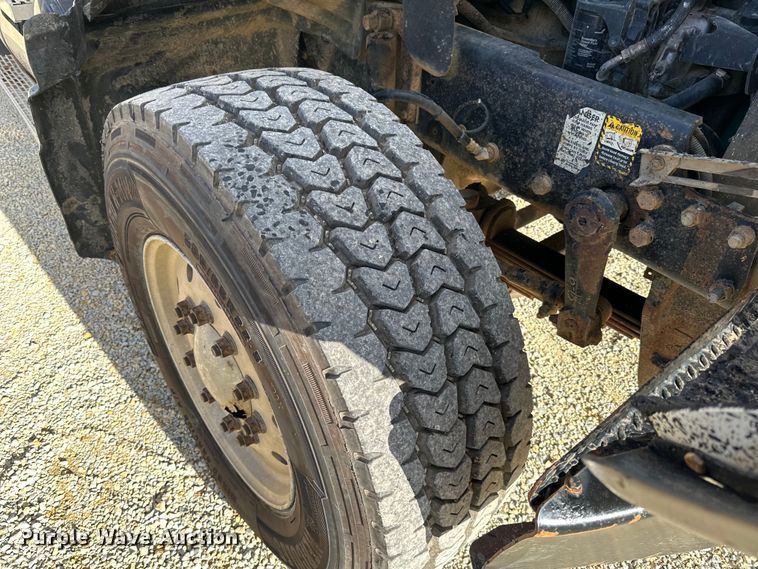image for item LR9309 2006 Mack  CV713 Granite  dump truck