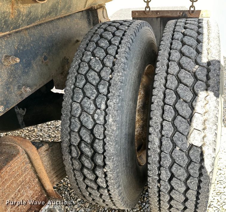 image for item LR9309 2006 Mack  CV713 Granite  dump truck