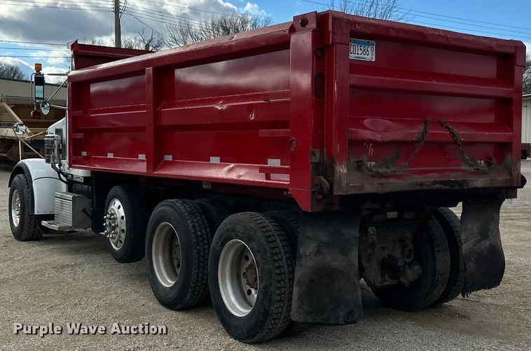 image for item LR9310 1996 Peterbilt  357 dump truck