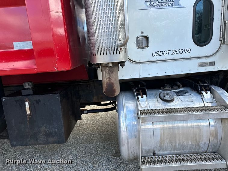 image for item LR9310 1996 Peterbilt  357 dump truck