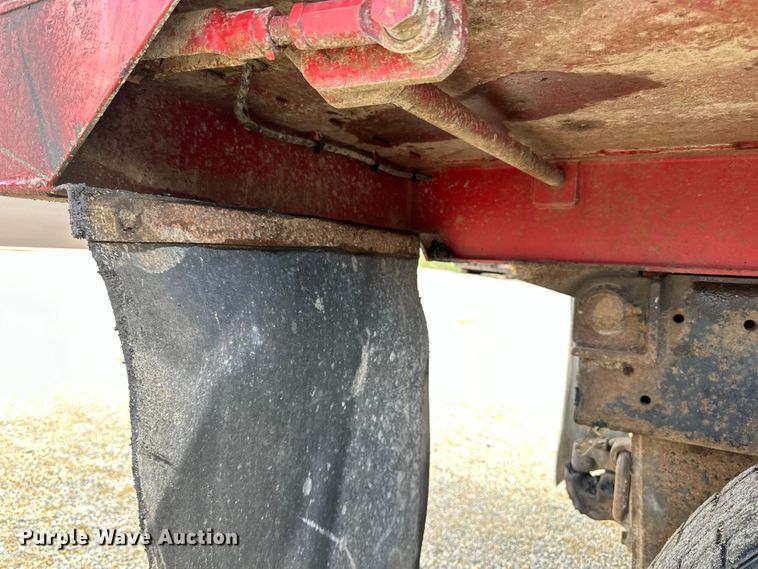 image for item LR9310 1996 Peterbilt  357 dump truck