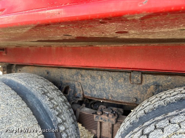 image for item LR9310 1996 Peterbilt  357 dump truck