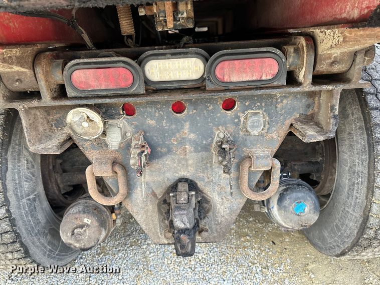 image for item LR9310 1996 Peterbilt  357 dump truck