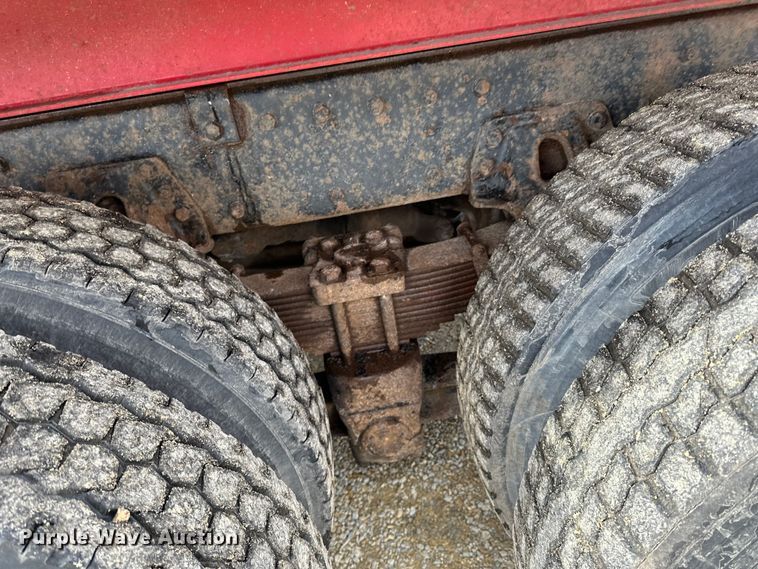 image for item LR9310 1996 Peterbilt  357 dump truck