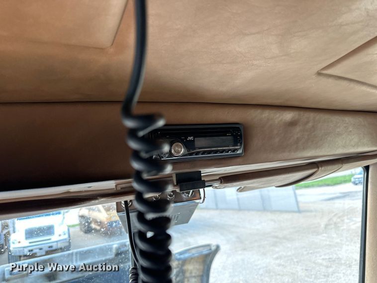 image for item LR9310 1996 Peterbilt  357 dump truck