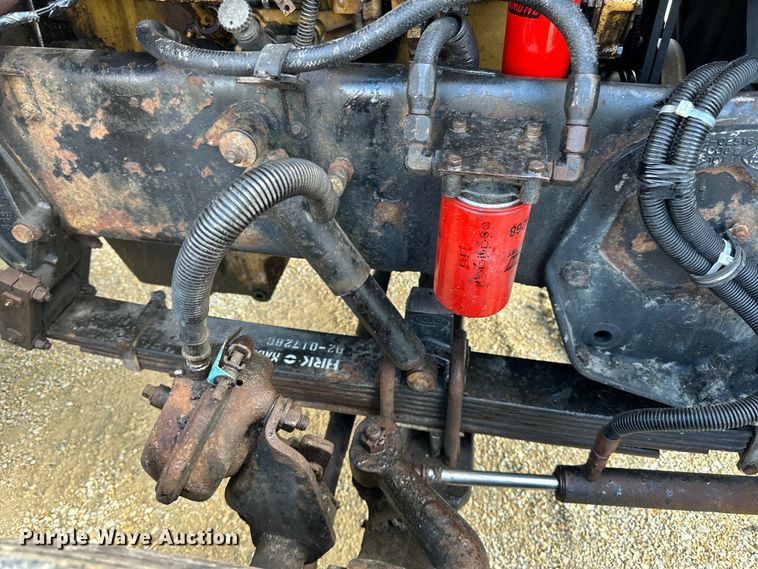 image for item LR9310 1996 Peterbilt  357 dump truck