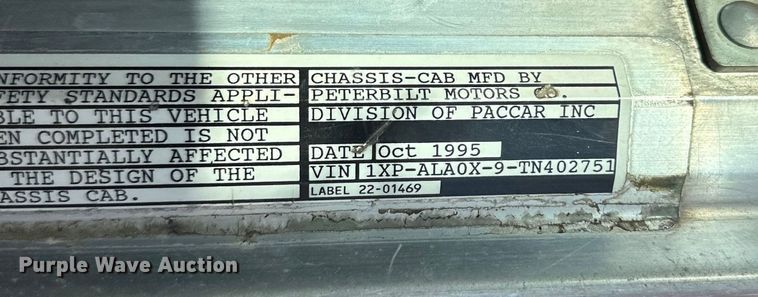 image for item LR9310 1996 Peterbilt  357 dump truck