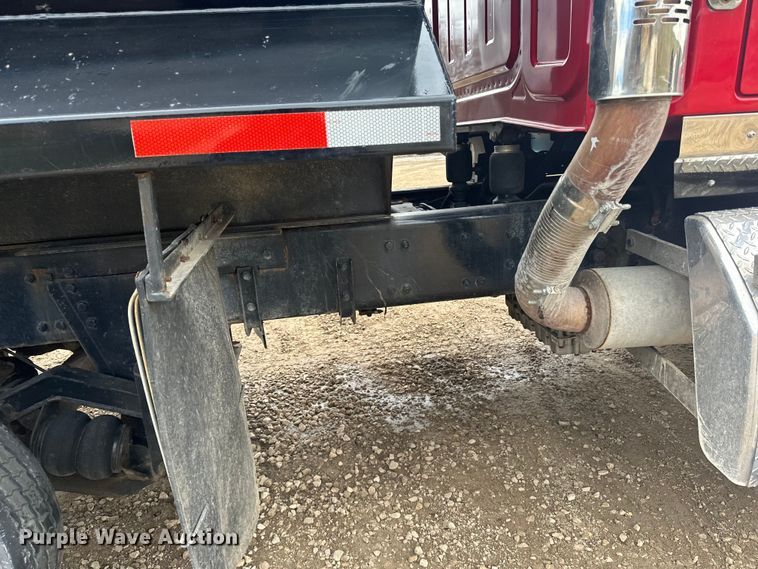 image for item LR9315 2015 Western Star 4700SF dump truck