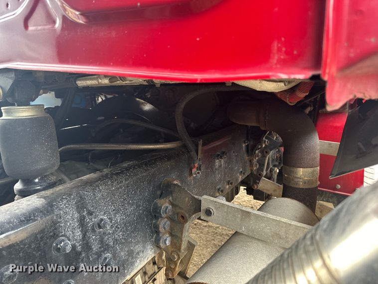 image for item LR9315 2015 Western Star 4700SF dump truck