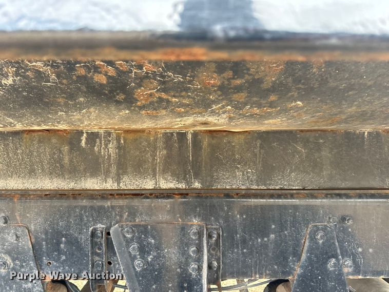 image for item LR9315 2015 Western Star 4700SF dump truck