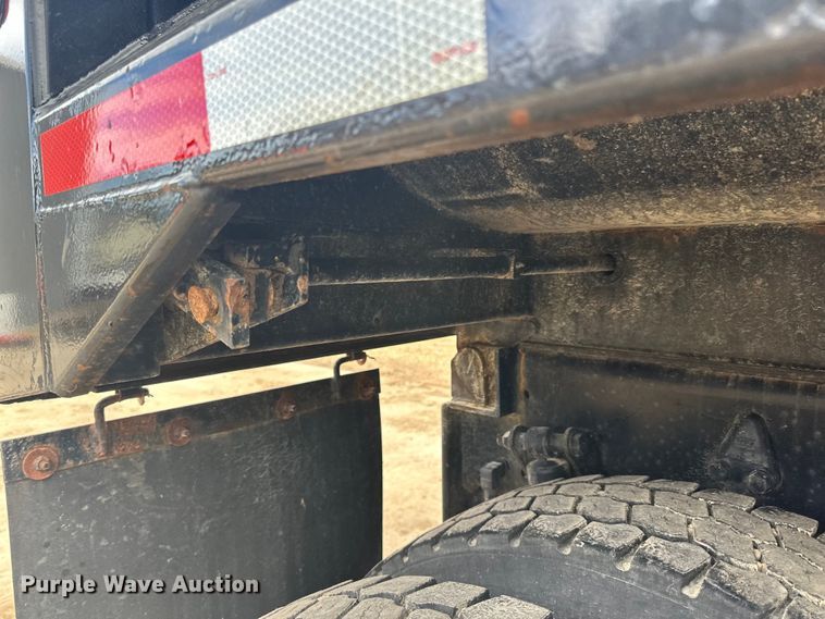 image for item LR9315 2015 Western Star 4700SF dump truck