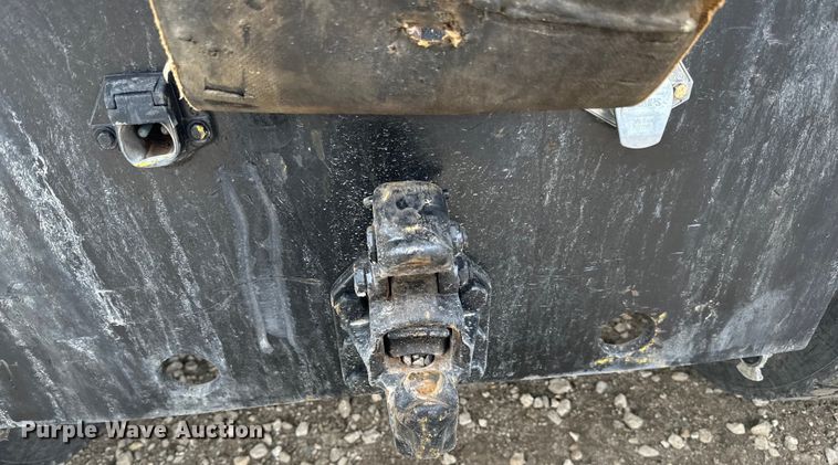 image for item LR9315 2015 Western Star 4700SF dump truck