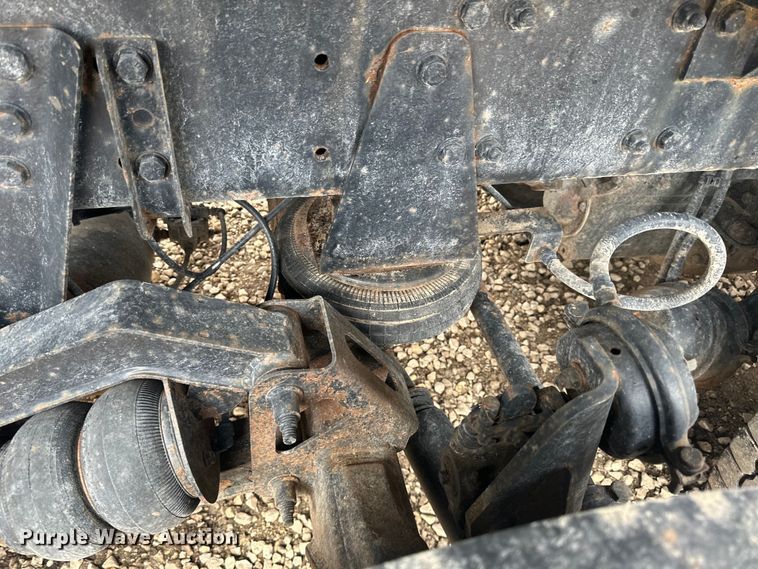 image for item LR9315 2015 Western Star 4700SF dump truck