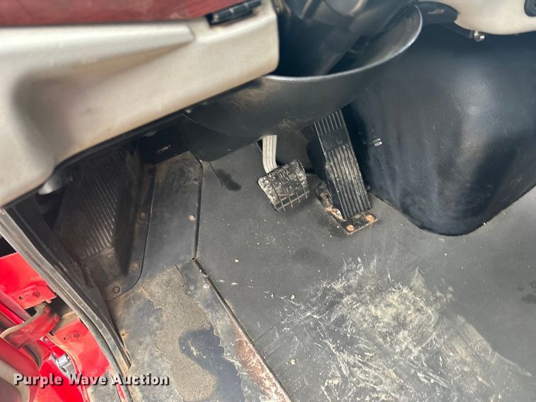 image for item LR9315 2015 Western Star 4700SF dump truck