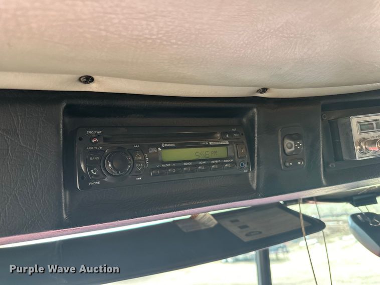 image for item LR9315 2015 Western Star 4700SF dump truck