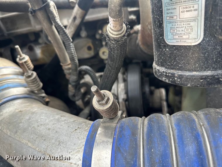 image for item LR9315 2015 Western Star 4700SF dump truck