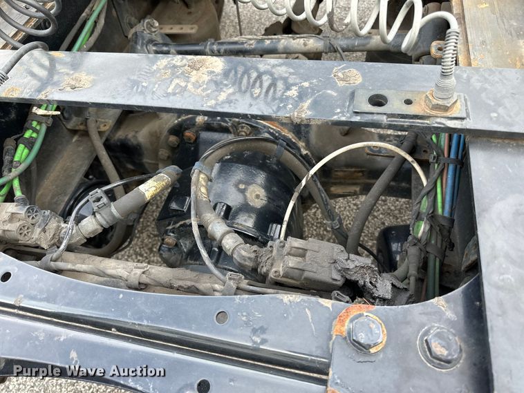 image for item LR9319 2019 Freightliner  Cascadia  semi truck