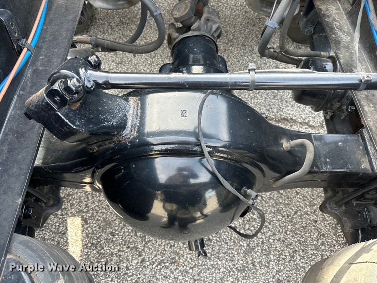 image for item LR9319 2019 Freightliner  Cascadia  semi truck