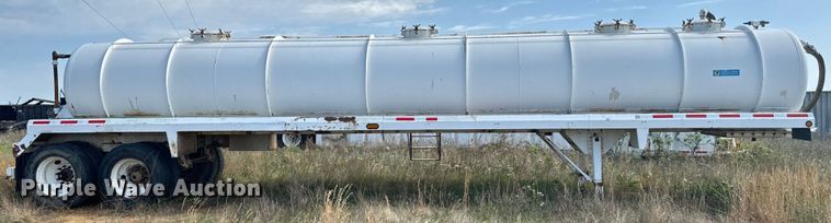 image for item ND9288 2012 Dragon tank trailer