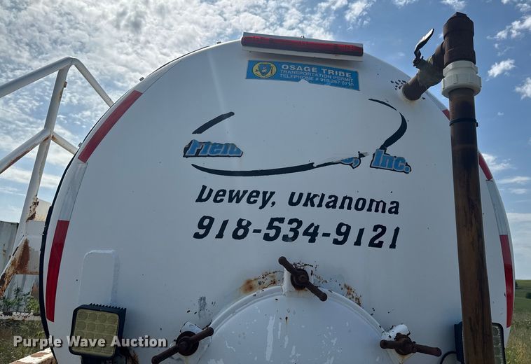 image for item ND9288 2012 Dragon tank trailer