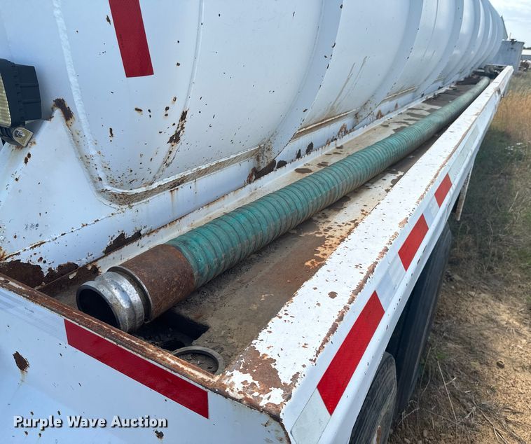 image for item ND9288 2012 Dragon tank trailer