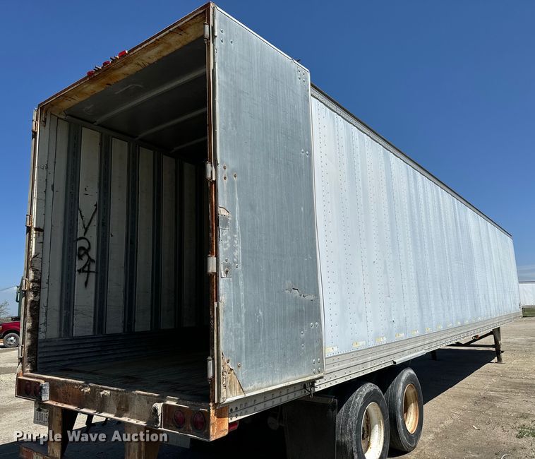 image for item NL9707 2002 Hyundai  V12530152AJS dry van trailer