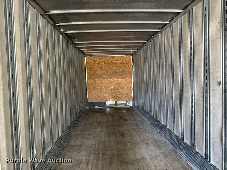 image for item NL9707 2002 Hyundai  V12530152AJS dry van trailer