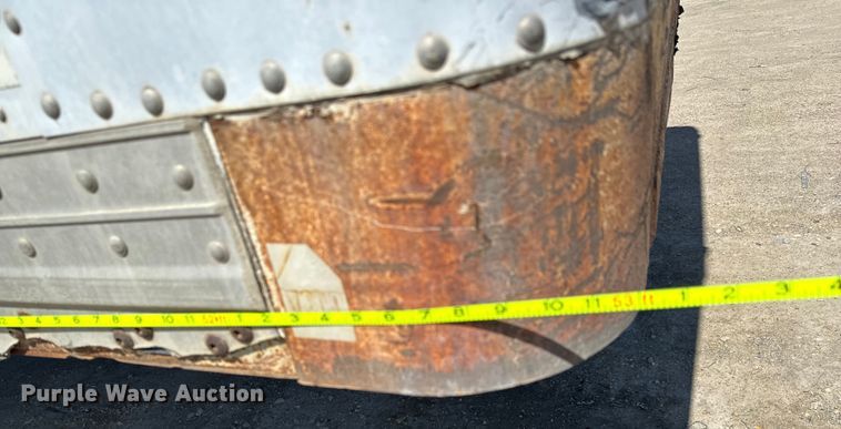 image for item NL9707 2002 Hyundai  V12530152AJS dry van trailer