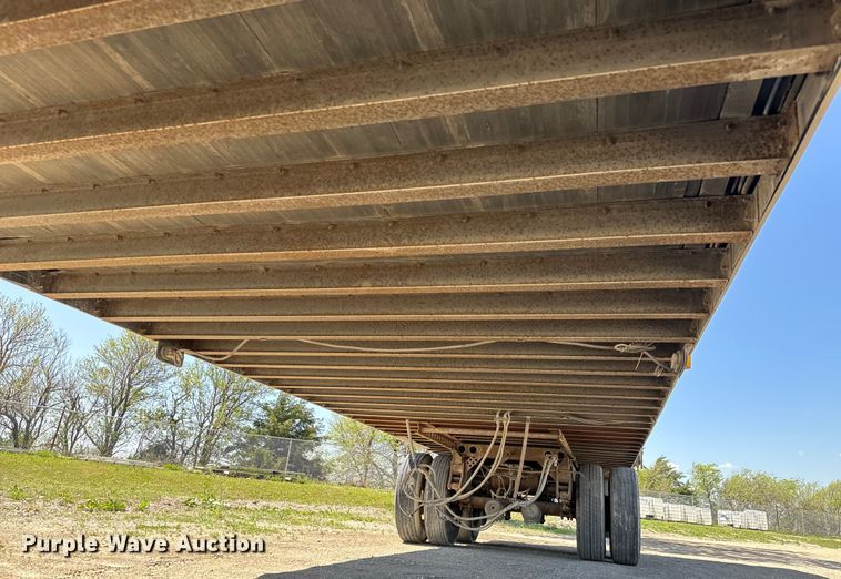 image for item NL9707 2002 Hyundai  V12530152AJS dry van trailer