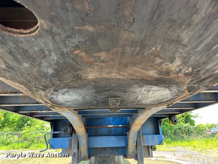 image for item NR9818 1982 Daco TUI9D4582 drop deck trailer