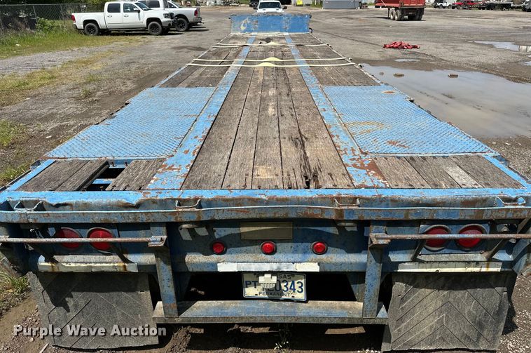 image for item NR9818 1982 Daco TUI9D4582 drop deck trailer
