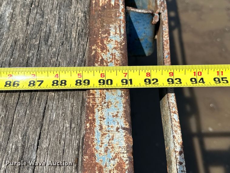 image for item NR9818 1982 Daco TUI9D4582 drop deck trailer