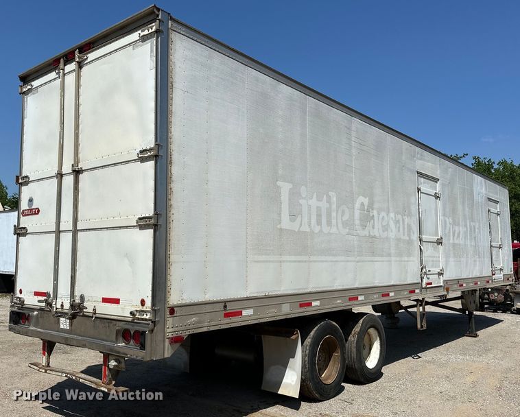 image for item NR9841 1992 Utility  VS2R refrigerated van trailer