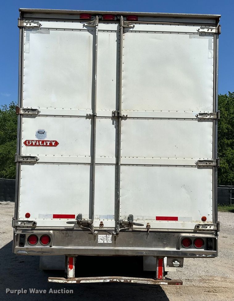 image for item NR9841 1992 Utility  VS2R refrigerated van trailer