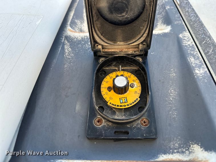 image for item NR9841 1992 Utility  VS2R refrigerated van trailer