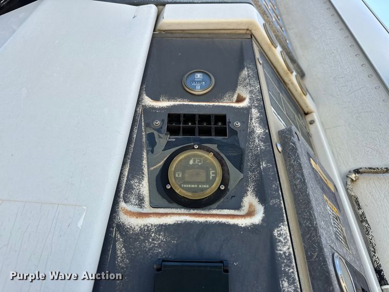 image for item NR9841 1992 Utility  VS2R refrigerated van trailer