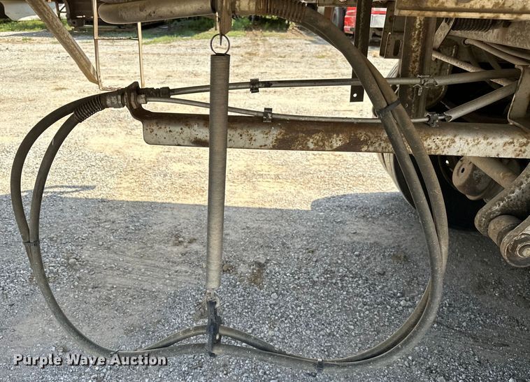 image for item NR9841 1992 Utility  VS2R refrigerated van trailer