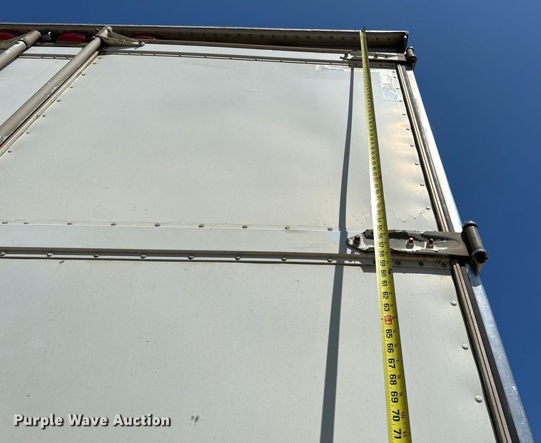 image for item NR9841 1992 Utility  VS2R refrigerated van trailer
