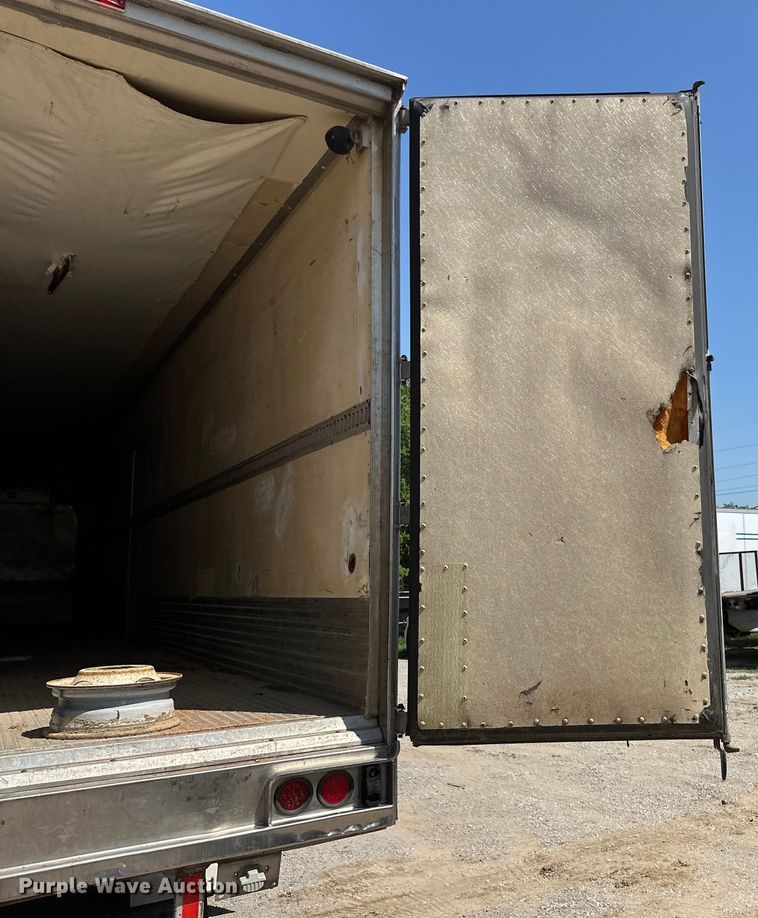 image for item NR9841 1992 Utility  VS2R refrigerated van trailer