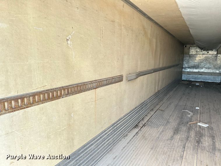 image for item NR9841 1992 Utility  VS2R refrigerated van trailer